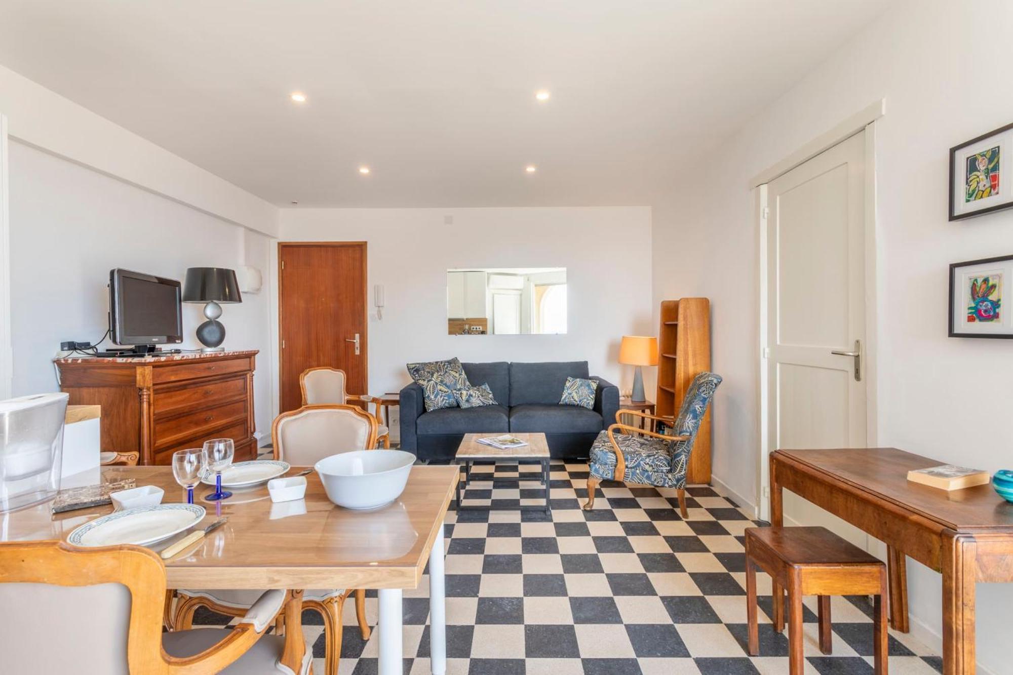 Damier - 3 Etoiles - Welkeys Apartment Bandol